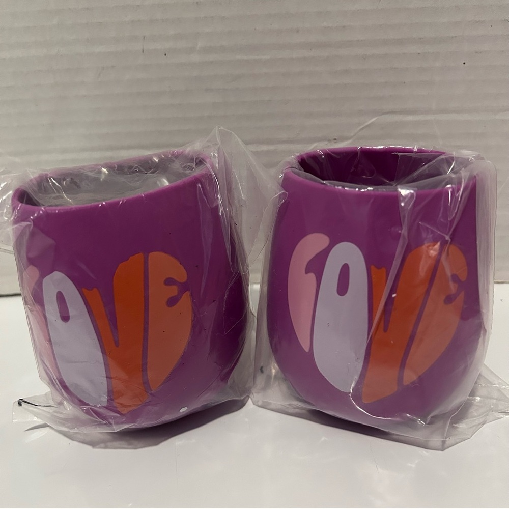 Set of 2 Purple LOVE silicone wine glass